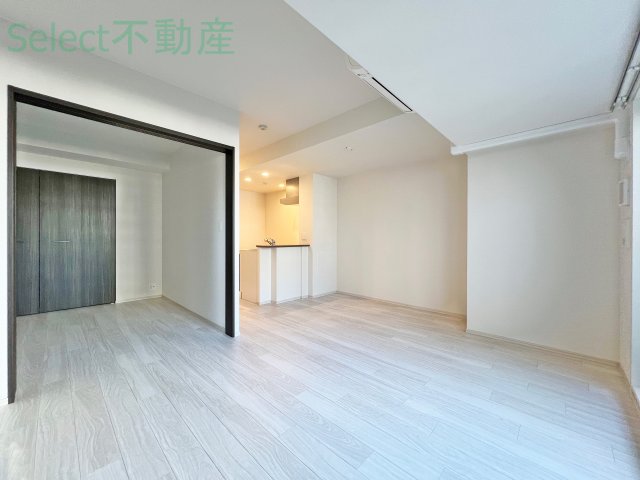 パークアクシス新栄の居間写真