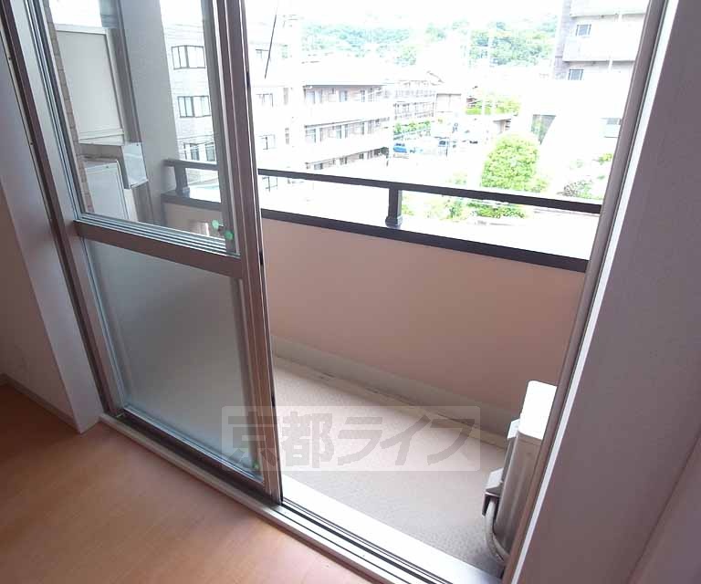 バルコニー　・お問い合わせは京都ライフまで・
