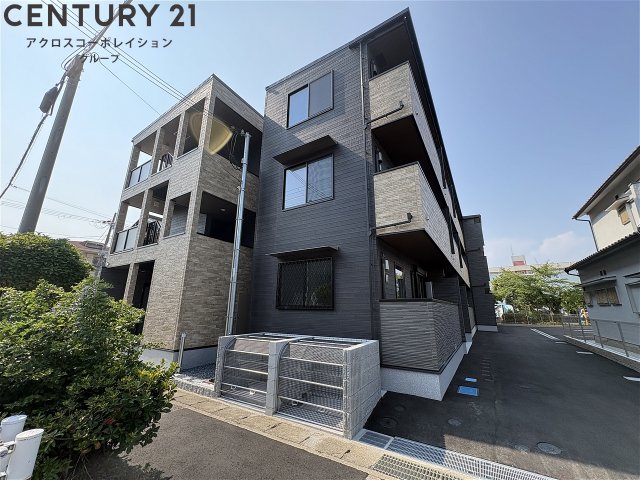建物外観　オートロック付きの物件です！