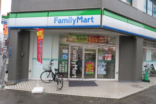コンビニ　ファミリーマート 墨田押上駅前店（コンビニ）まで94m