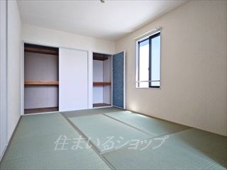 エモーション B棟の内装写真