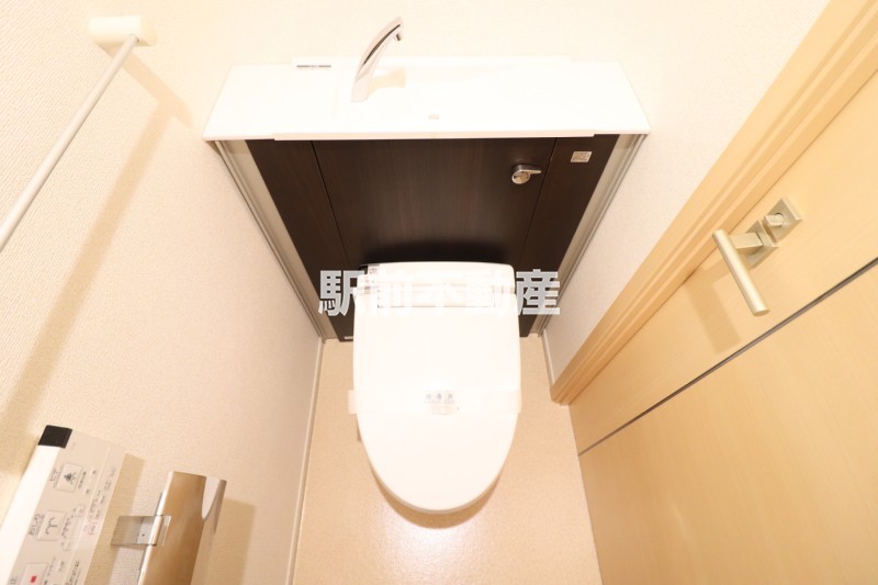 西鉄天神大牟田線 西鉄久留米駅 徒歩12分 4階建 築12年のトイレ写真