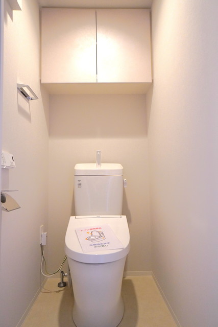 トイレ　※写真は同タイプ住戸です。