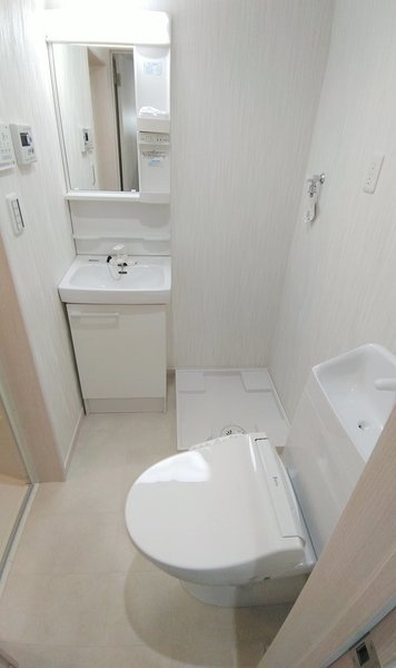フラット下北沢エマージェンスのトイレ写真
