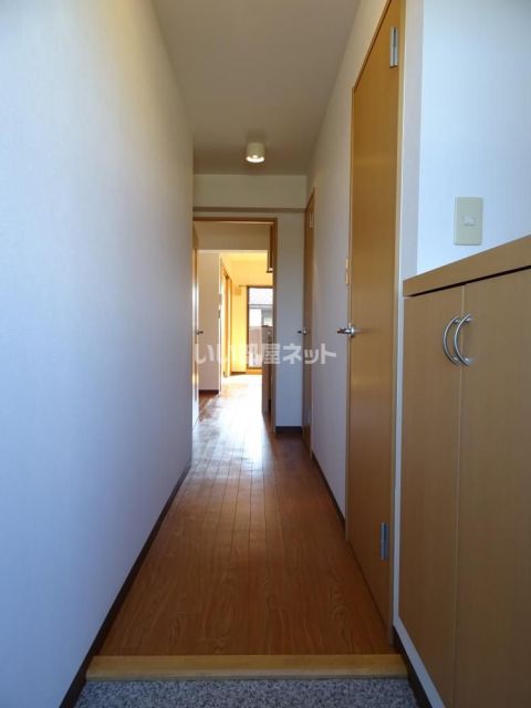 グランストーク中野町の玄関写真