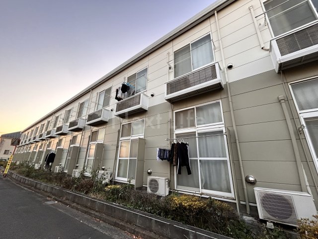 レオパレスルーストの外観写真