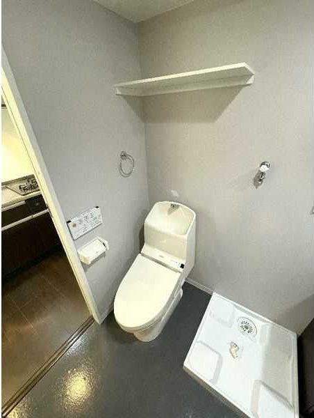 地下鉄鶴舞線 浄心駅 徒歩6分 2階建 築12年のトイレ写真