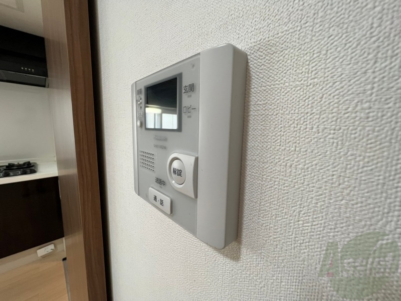 セキュリティ　ＴＶモニター付インターホンです。来客者の顔が見えるので安心！