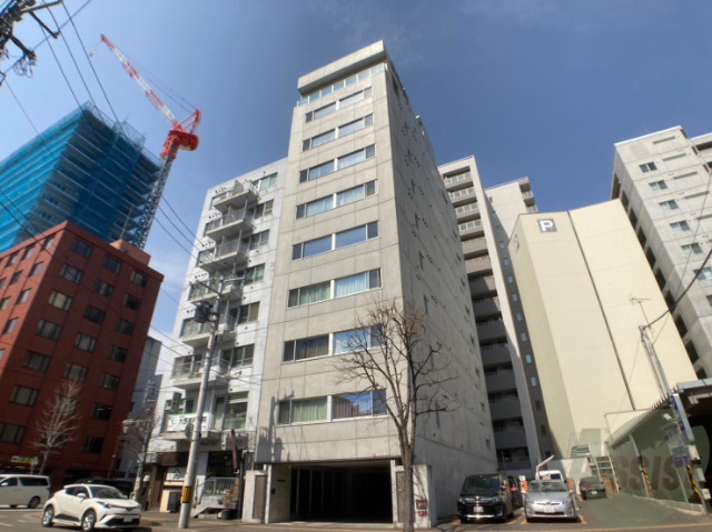 建物外観　札幌市中央区南２条西「カサトレスネオ」