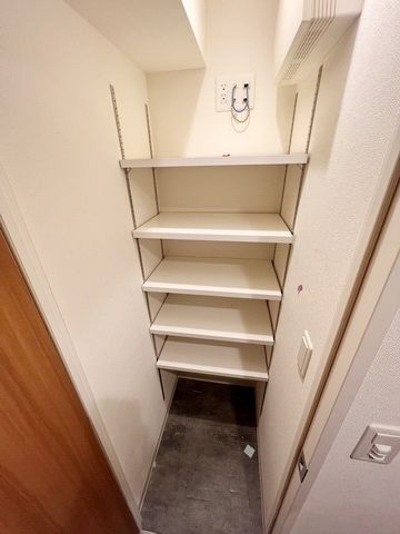 ロイヤルパークスERささしま EASTの内装写真