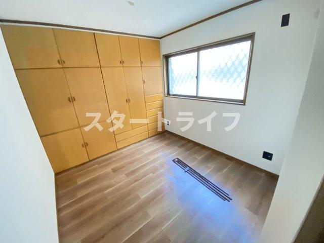 地下鉄御堂筋線 西中島南方駅 徒歩6分 6階建 築29年の内装写真