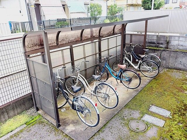 スプリングIの外観写真