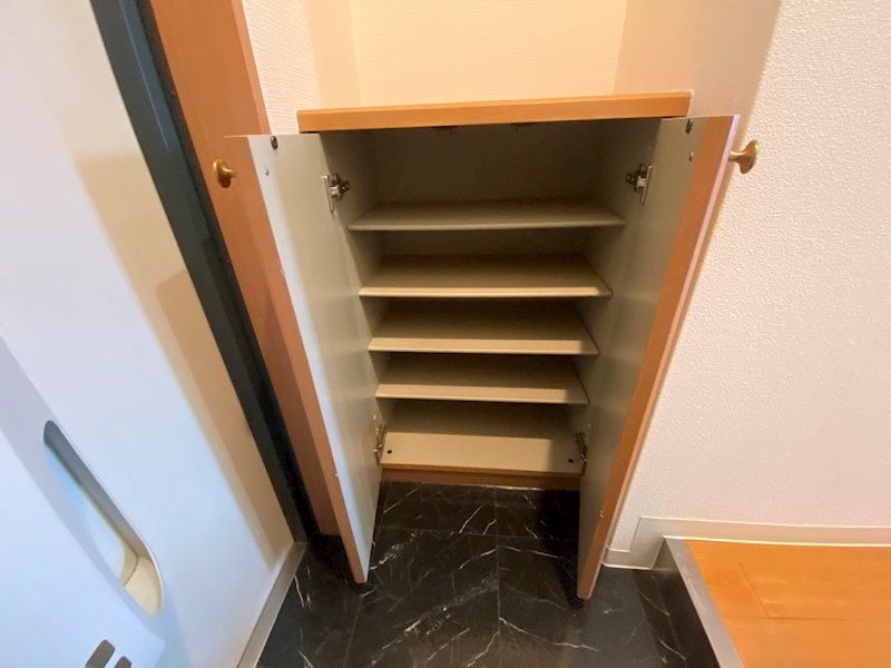 収納　入居前に撮影した写真です。退去後改装する為、変更になる場合が