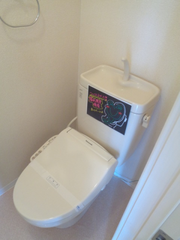 ＪＲ草津線 寺庄駅 徒歩9分 2階建 築20年のトイレ写真