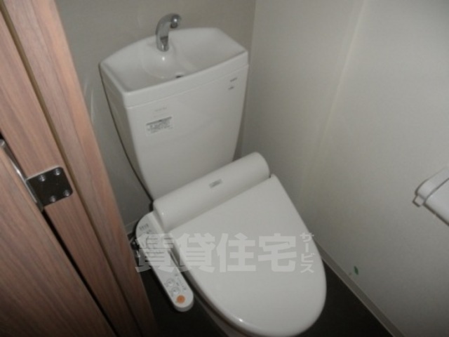 地下鉄桜通線 高岳駅 徒歩5分 14階建 築16年のトイレ写真