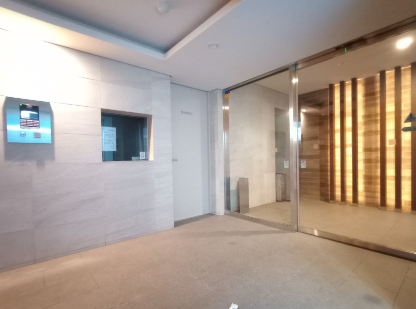 クレイシア三軒茶屋の外観写真