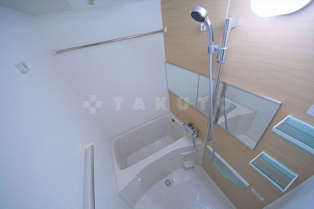 アドバンス心斎橋ラシュレの風呂写真