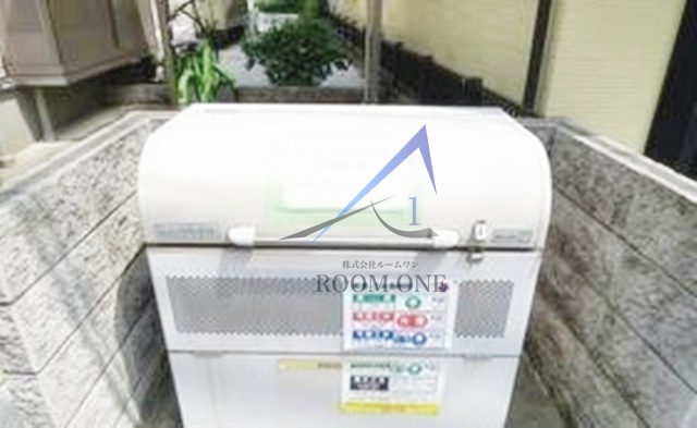 その他共有部分　敷地内ゴミ置き場です。