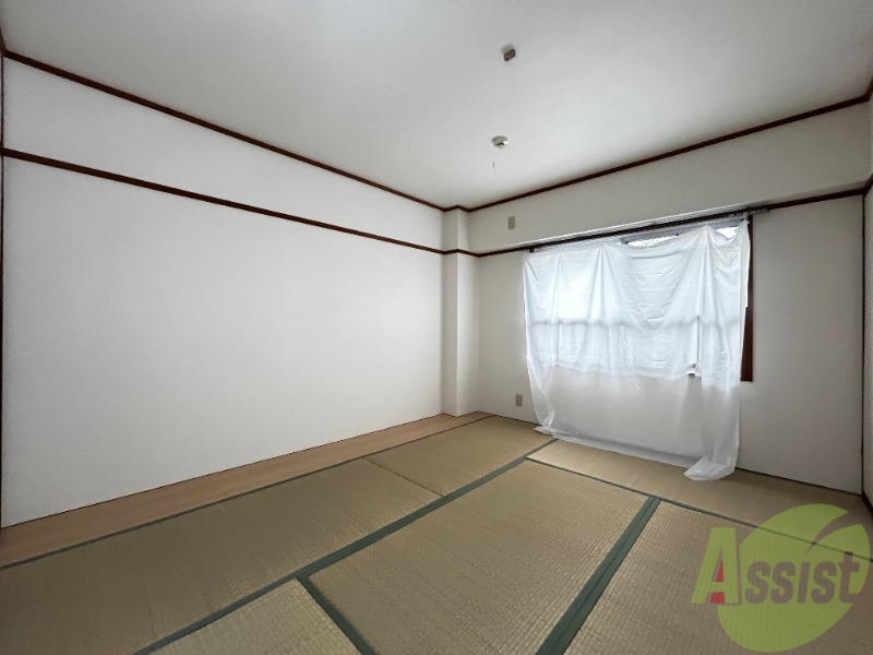 上田マンション池ノ谷の居間写真