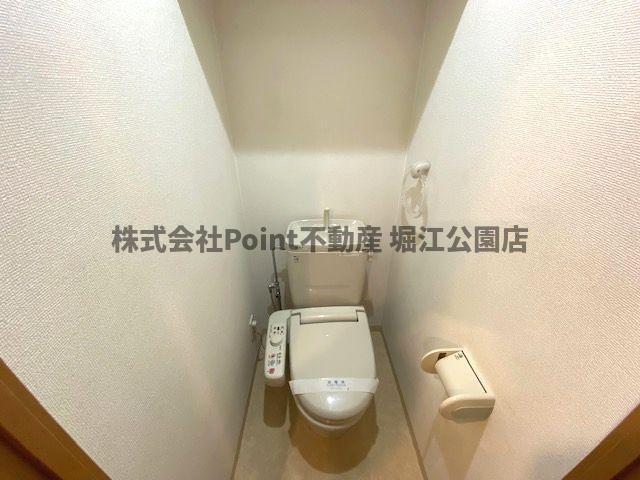 地下鉄御堂筋線 梅田駅 徒歩7分 11階建 築26年のトイレ写真