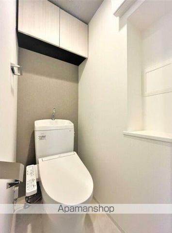 小田急江ノ島線 片瀬江ノ島駅 徒歩5分 4階建 築4年のトイレ写真