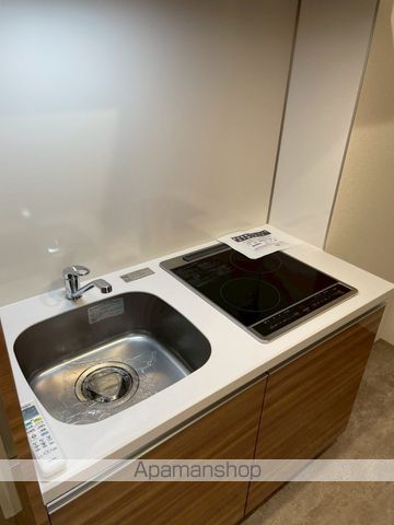 みなとみらい線 元町・中華街駅 徒歩6分 5階建 築4年のキッチン写真