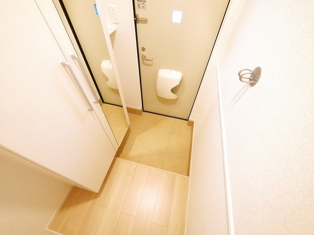 玄関　落ち着いた玄関です