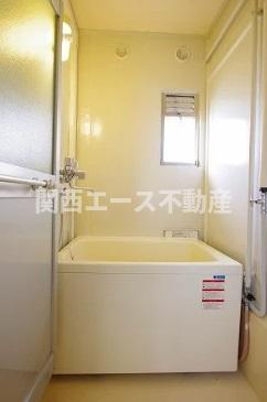 京阪本線 牧野駅 徒歩37分 5階建 築54年の風呂写真