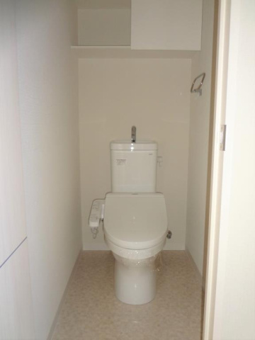 地下鉄七隈線 薬院大通駅 徒歩9分 10階建 築6年のトイレ写真