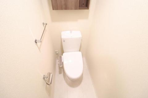 セレスティア藤江町のトイレ写真