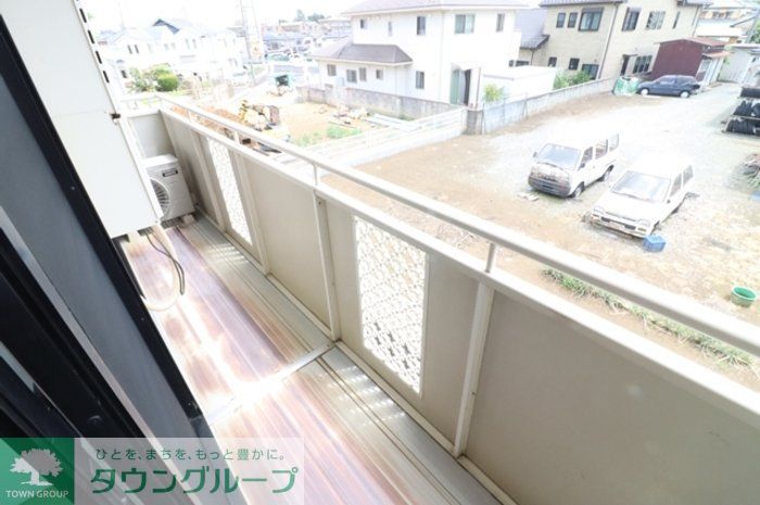 バルコニー　同物件別部屋