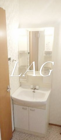 洗面設備　独立洗面台です。