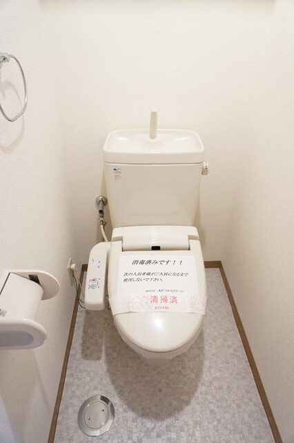 トイレ　洗浄便座※同タイプ参考写真