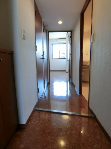 玄関　詳細は、RISUMO江坂本店→06-6155-7137まで♪