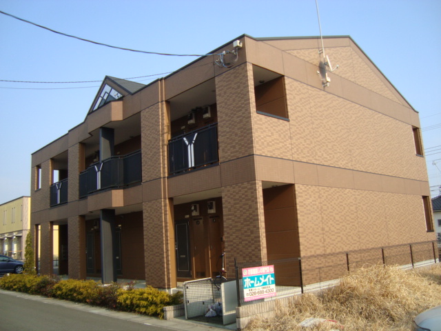 建物外観　外観写真（昼）