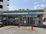 コンビニ　ファミリーマート 川崎大師駅前二丁目店（コンビニ）まで278m