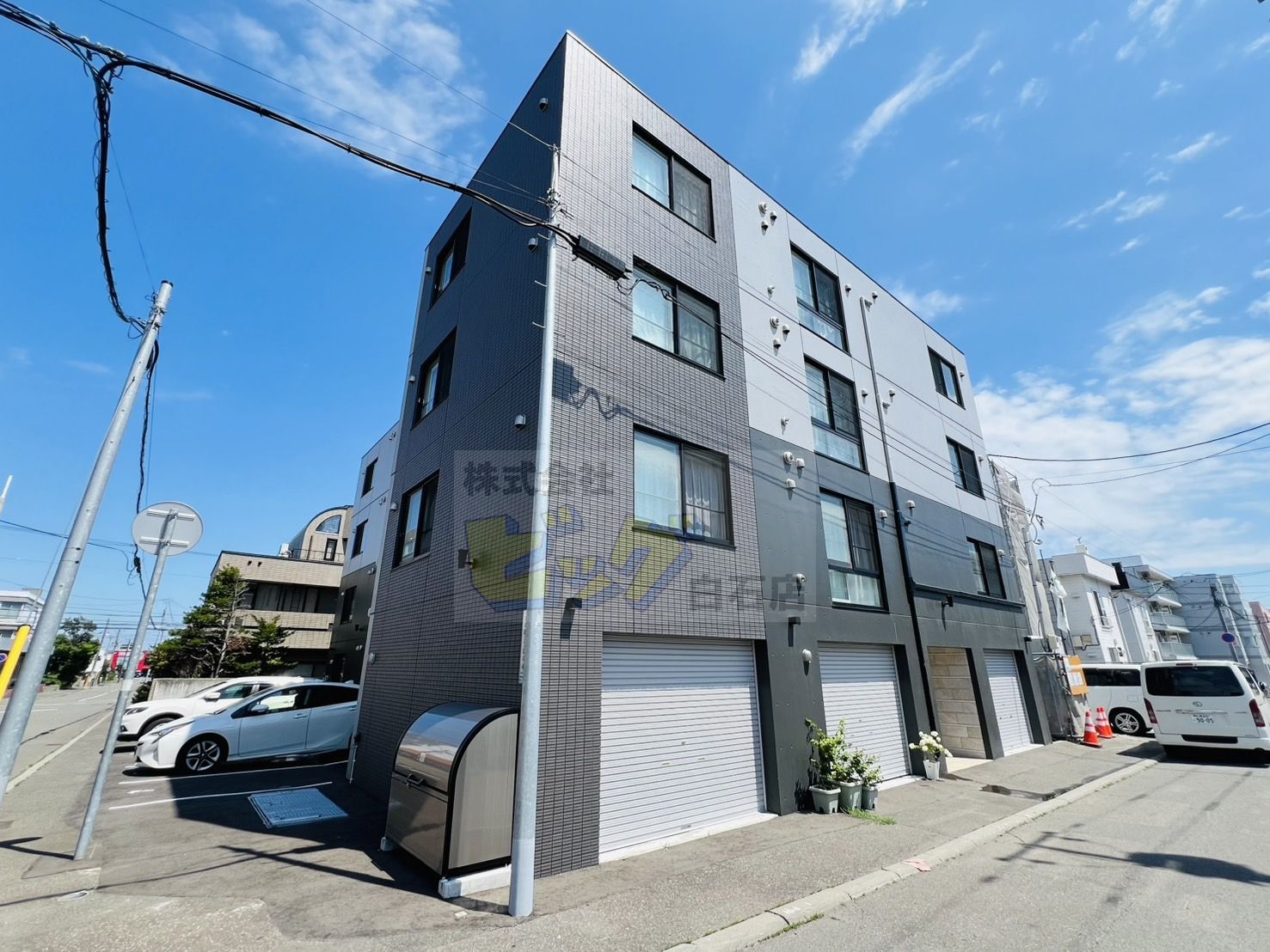 建物外観　オシャレな築浅デザイナーズマンションです♪