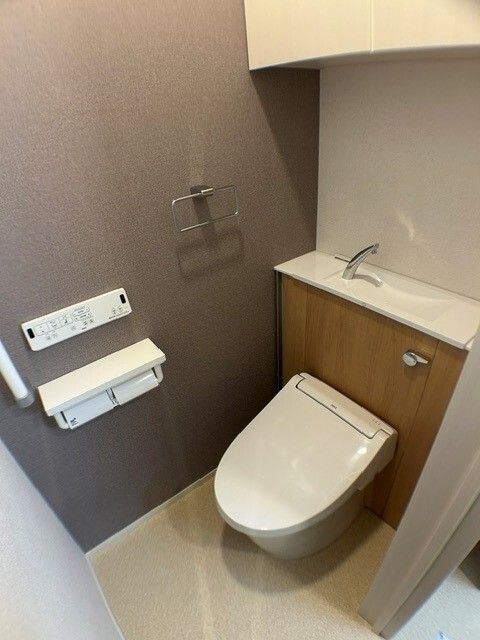 トイレ　別建物参考画像
