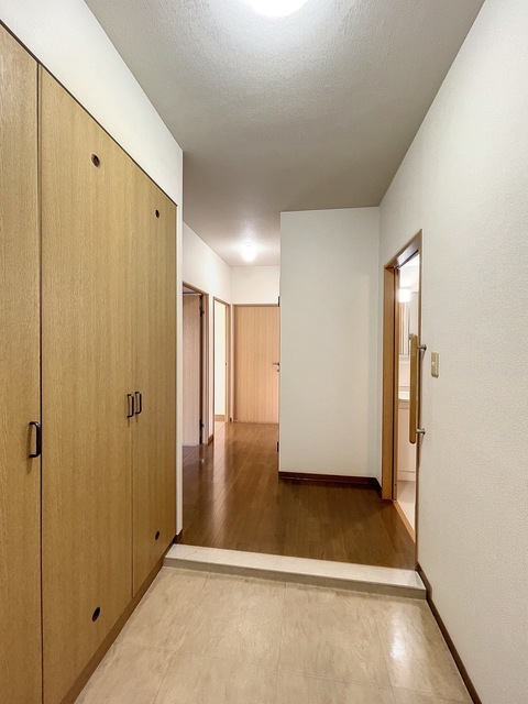 友合マンションの玄関写真
