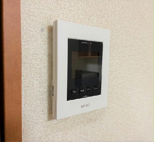 セキュリティ　モニター付きインターホン