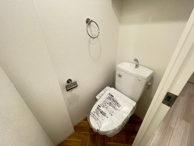 セレニテ三宮リアンのトイレ写真