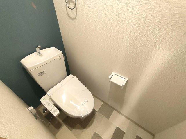 近鉄南大阪線 藤井寺駅 徒歩5分 3階建 新築のトイレ写真