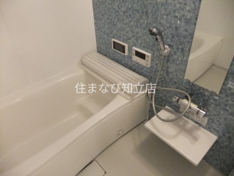 バス・シャワールーム　同型別部屋写真
