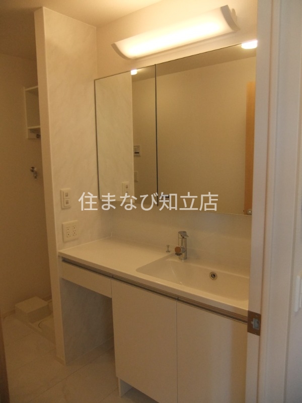 洗面設備　同型別部屋写真
