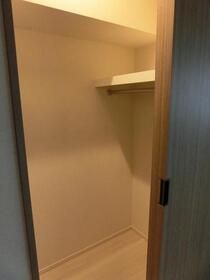 収納　写真は同タイプ住居です。