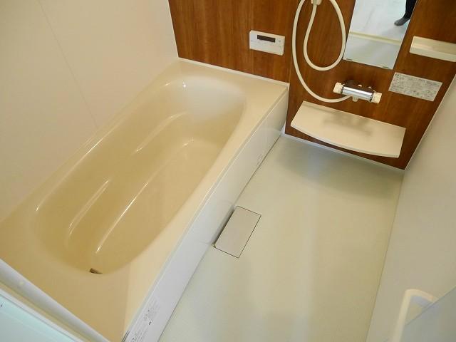 バス・シャワールーム　浴室