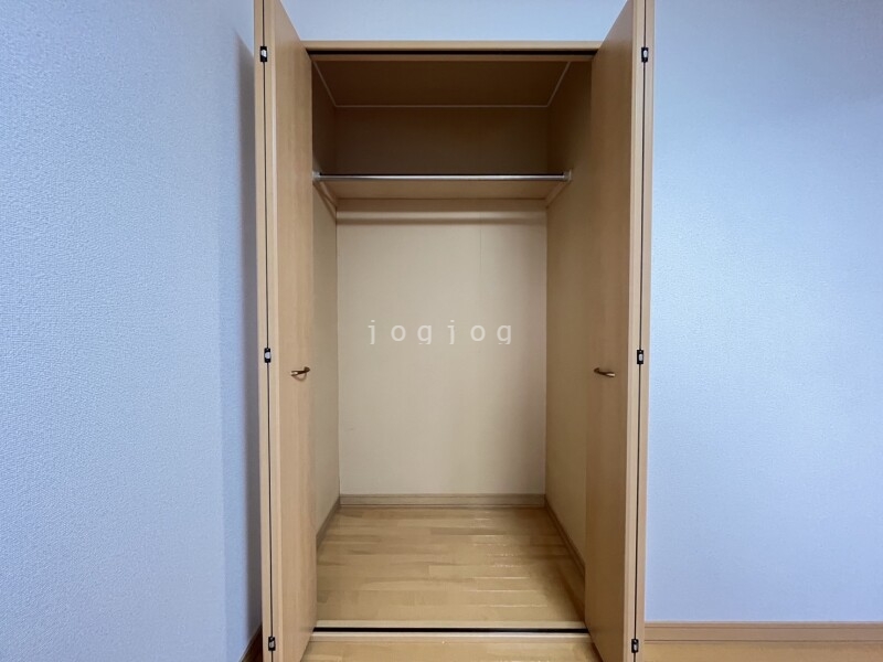 収納　収納が大きく、たくさんものが入ります。