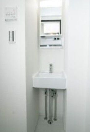 洗面設備　参考写真：別部屋タイプ