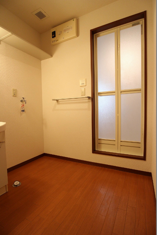洗面設備　※同建物の別室写真となります。ご参照下さい。