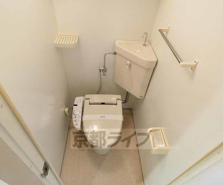 エル・セレーノ西院II番館のトイレ写真
